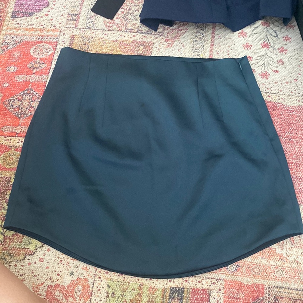 Satin emerald size m satin skirt